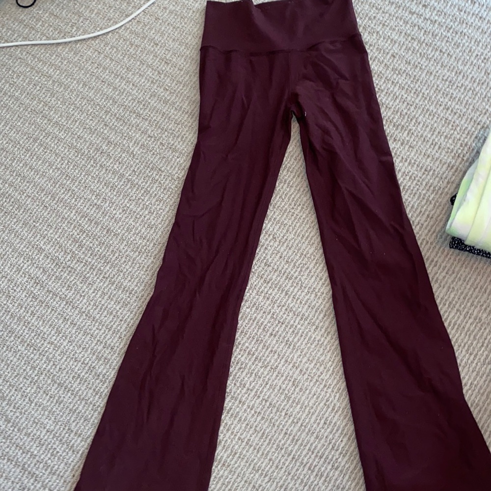 Lululemon yoga pants